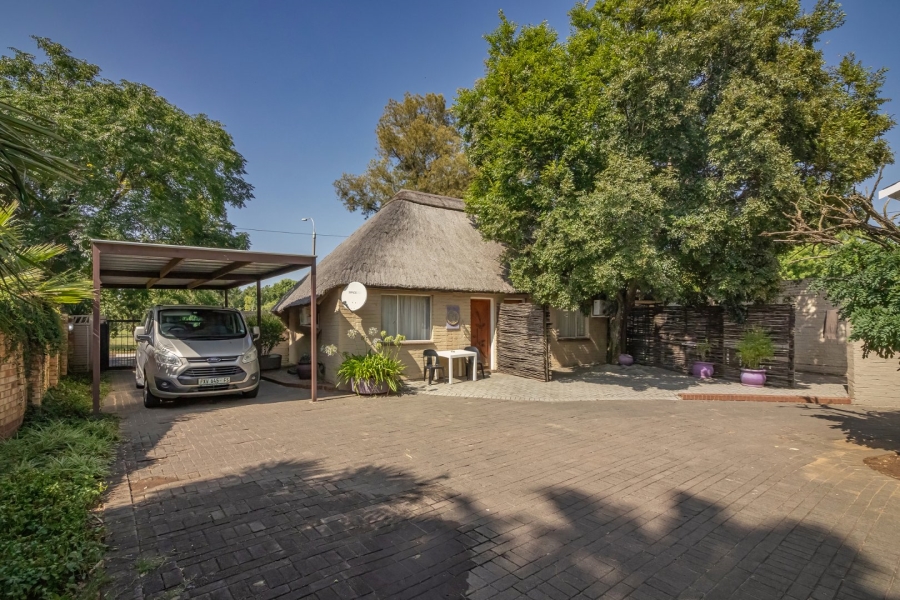 6 Bedroom Property for Sale in Panorama Free State